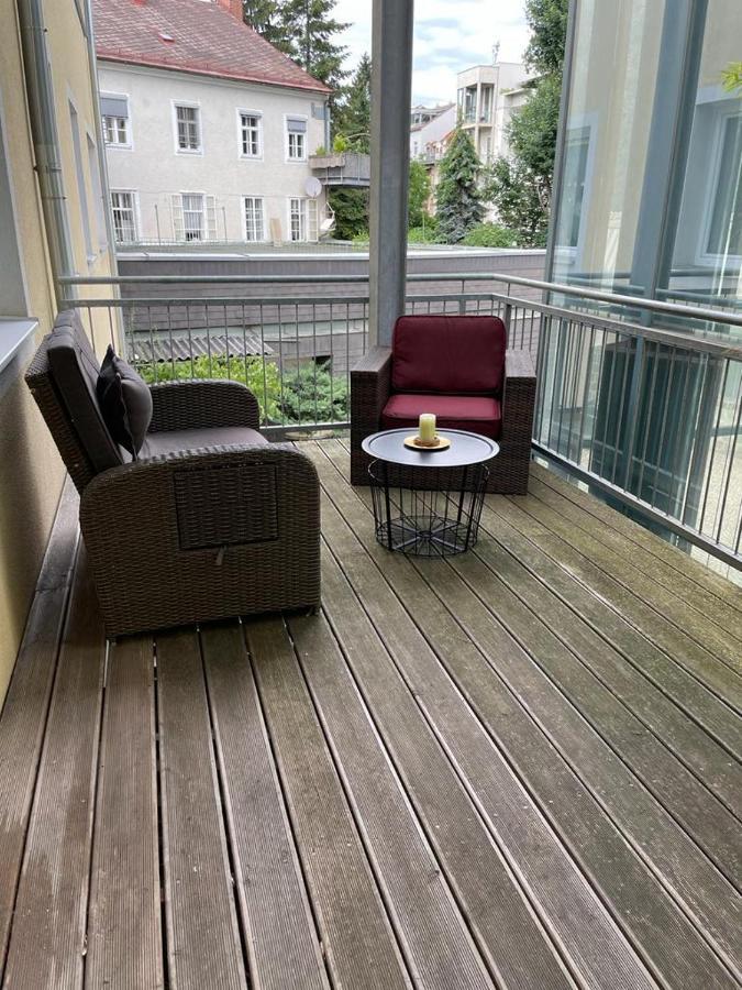 Zentrum & Grosse Terrasse กราซ ภายนอก รูปภาพ